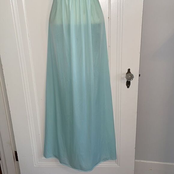 Vtg 60s/70s Vanity Fair light blue nylon long nightgown & robe set with lace - Picture 8 of 13
